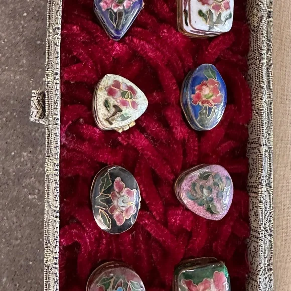 Vintage Smithsonian Institution Cloisonné Trinket or Pill boxes - Picture 3 of 4